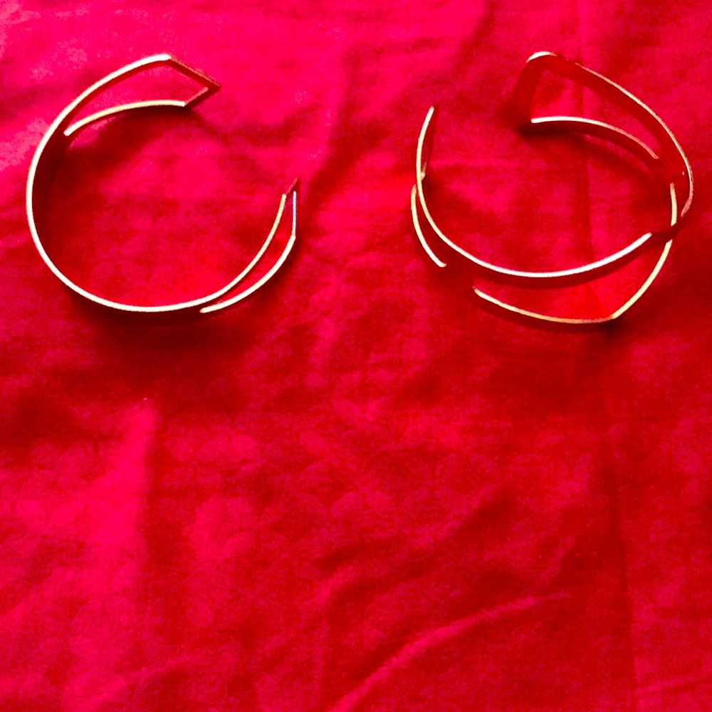 Bracelets(Set of 2)
